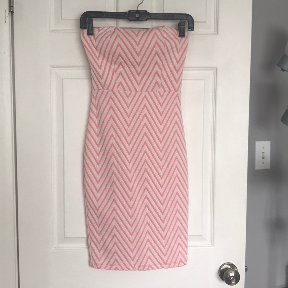 Strapless dress